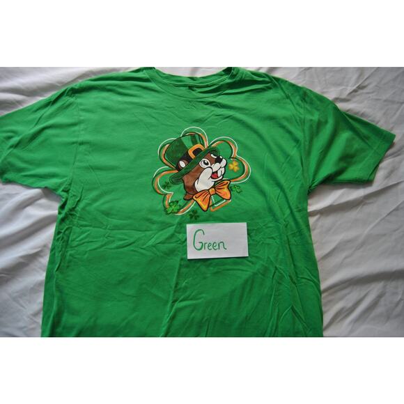Buc-ees Green Short Sleeve Limited Edition Irish Shirt Medium - Picture 6 of 8